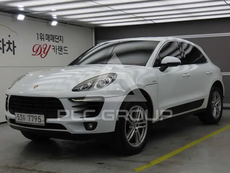 2015 Porsche Macan