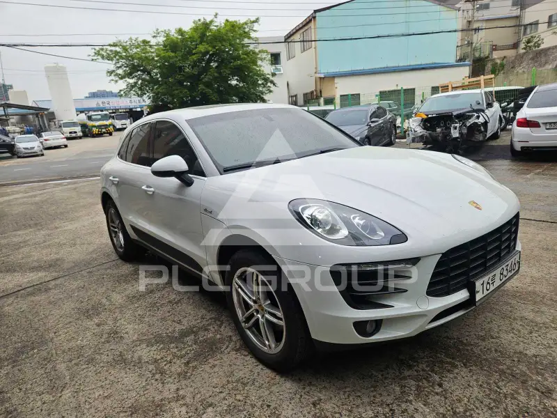 2015 Porsche Macan