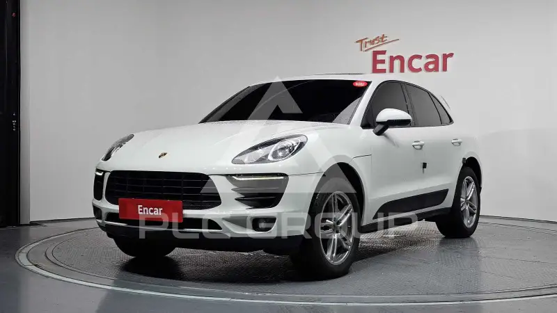 2015 Porsche MACAN