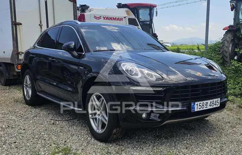 2015 Porsche Macan