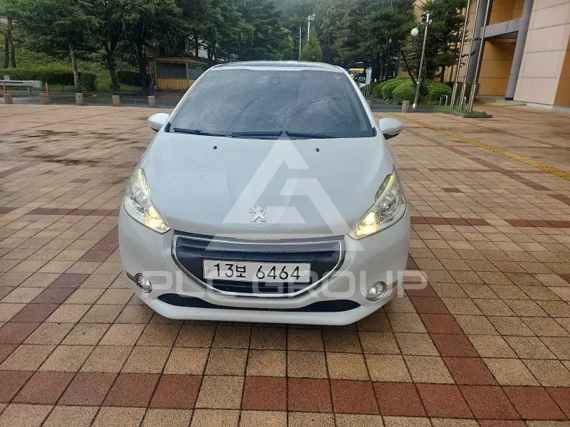 2015 Peugeot 208