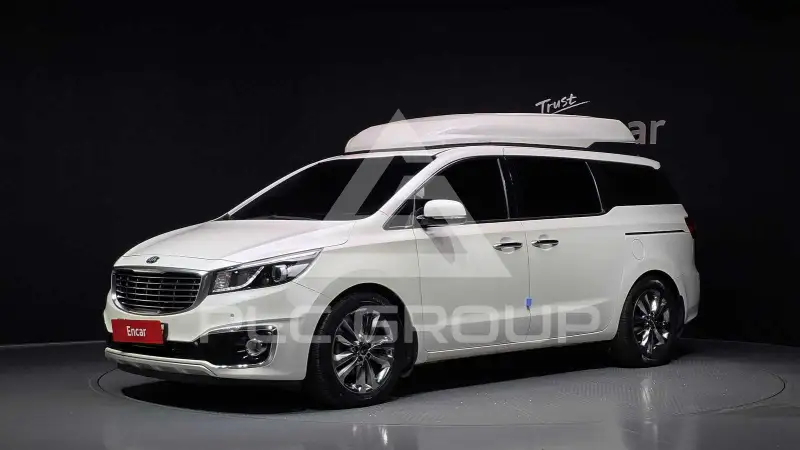 2015 KIA Carnival
