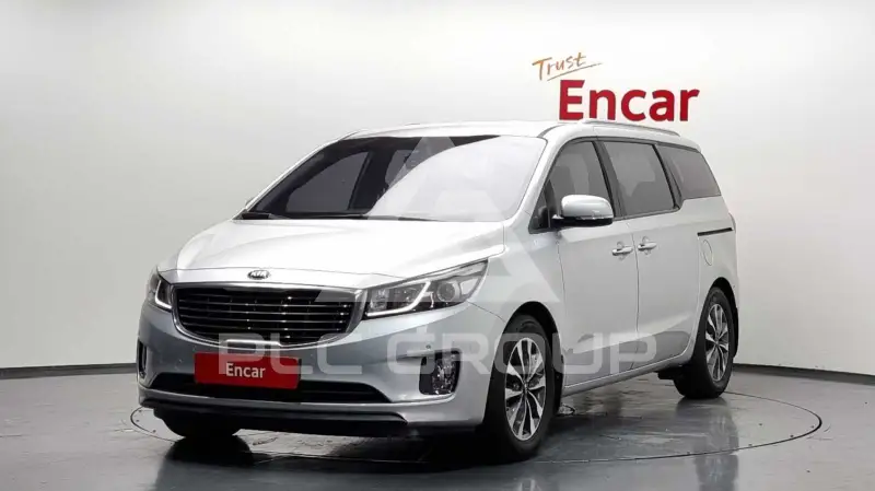 2015 KIA Carnival