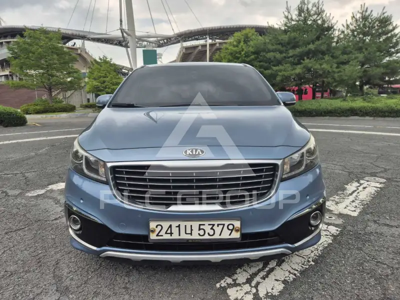 2015 KIA Carnival