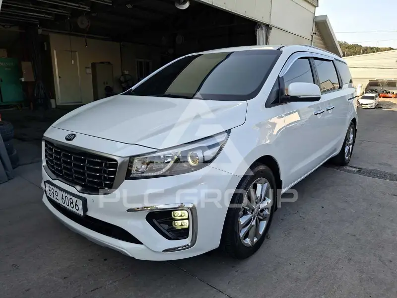2015 KIA Carnival