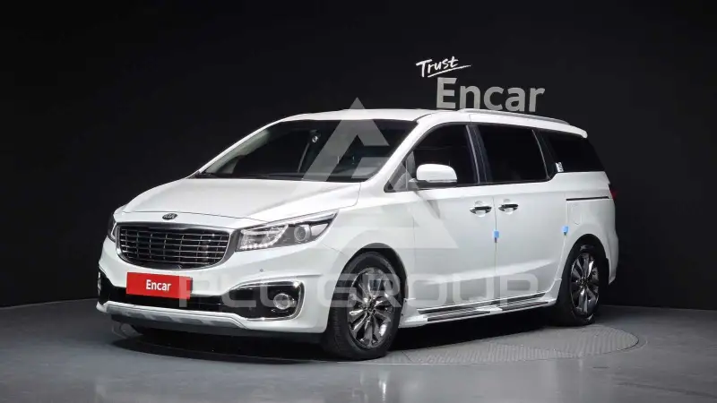 2015 KIA Carnival