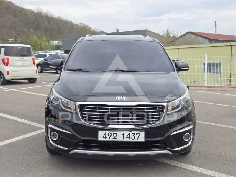 2015 KIA Carnival