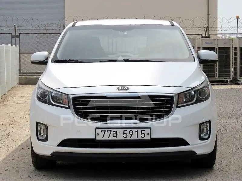 2015 KIA Carnival
