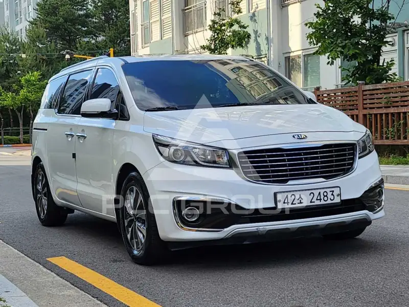 2015 KIA Carnival