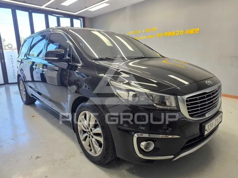 2015 KIA Carnival