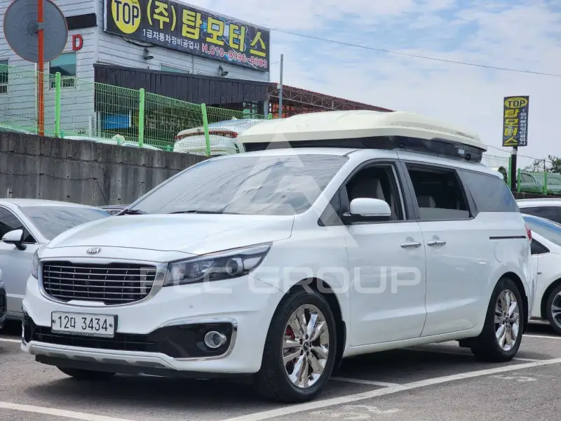 2015 KIA Carnival