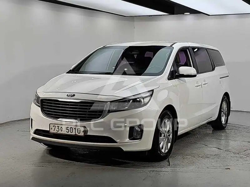 2015 KIA Carnival