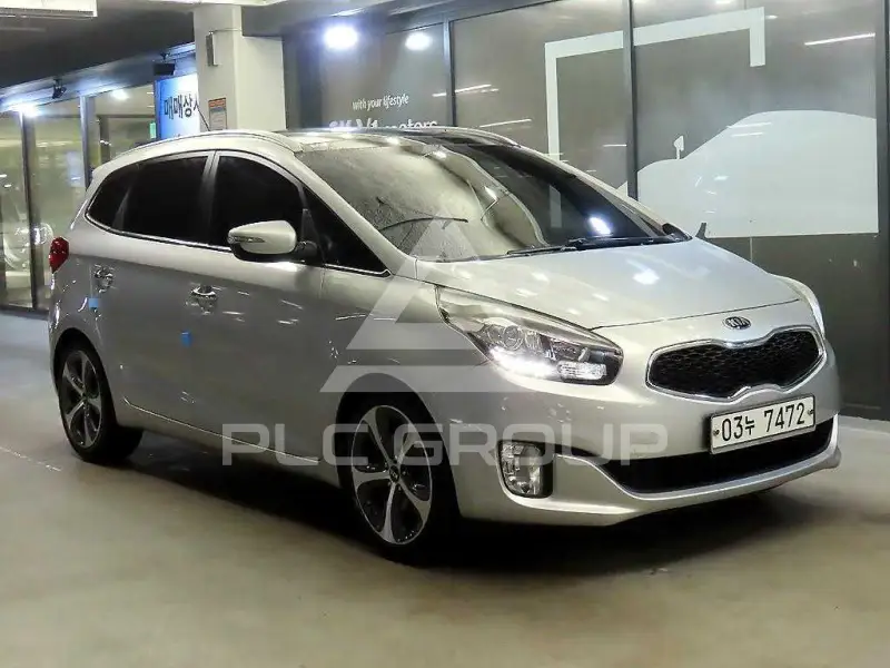2015 KIA Carens