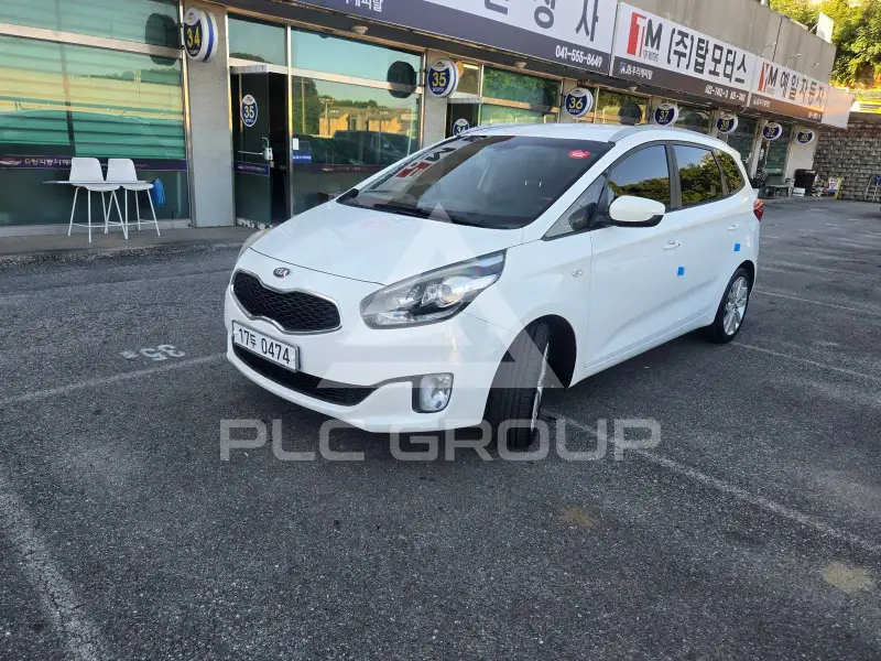 2015 KIA Carens