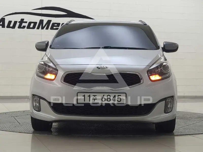 2015 KIA Carens
