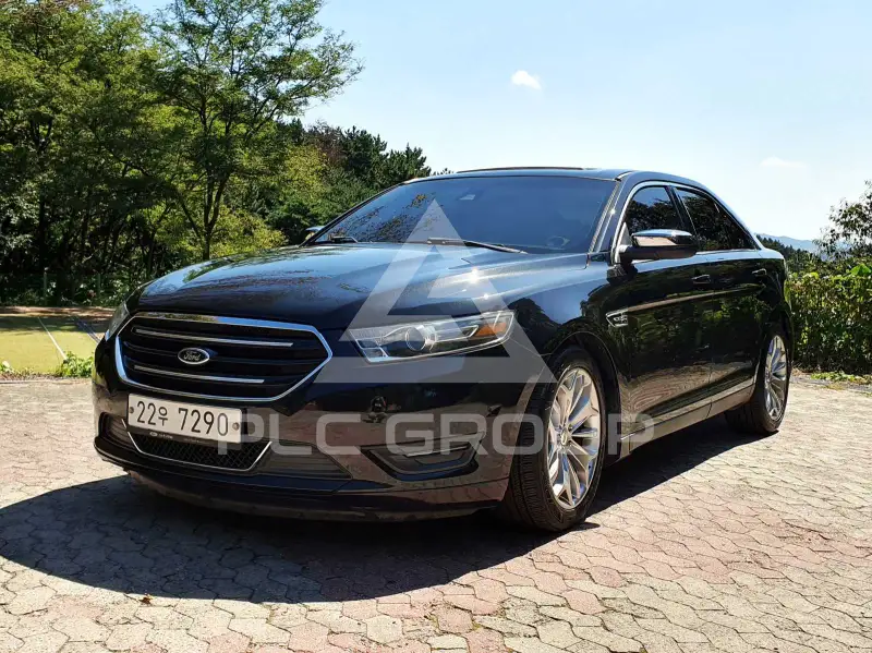 2015 Ford Taurus