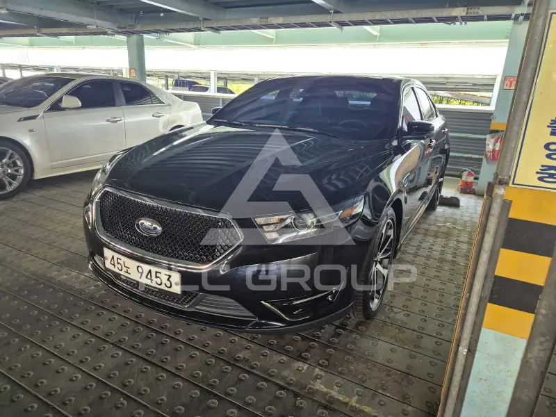 2015 Ford Taurus