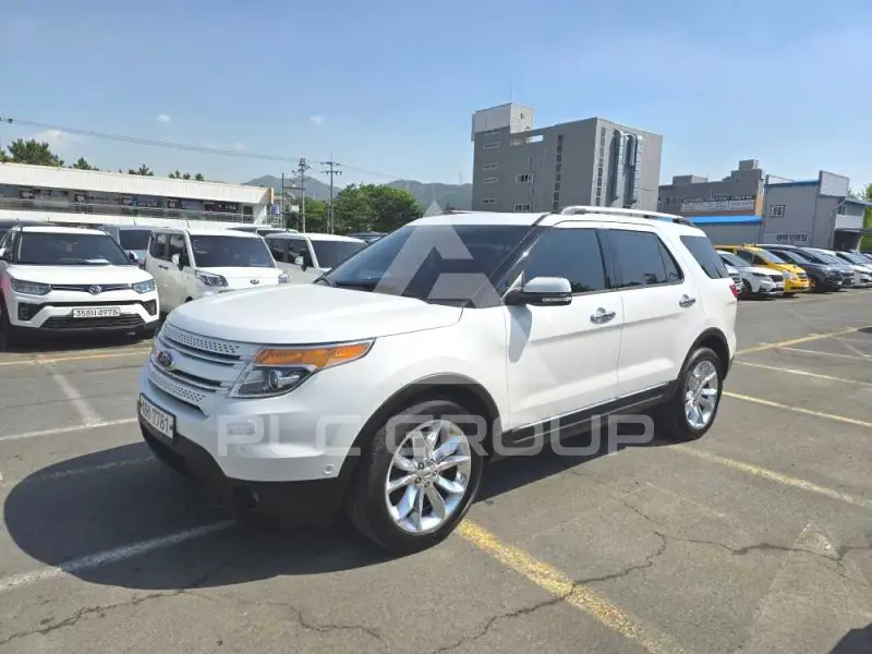 2015 Ford Explorer