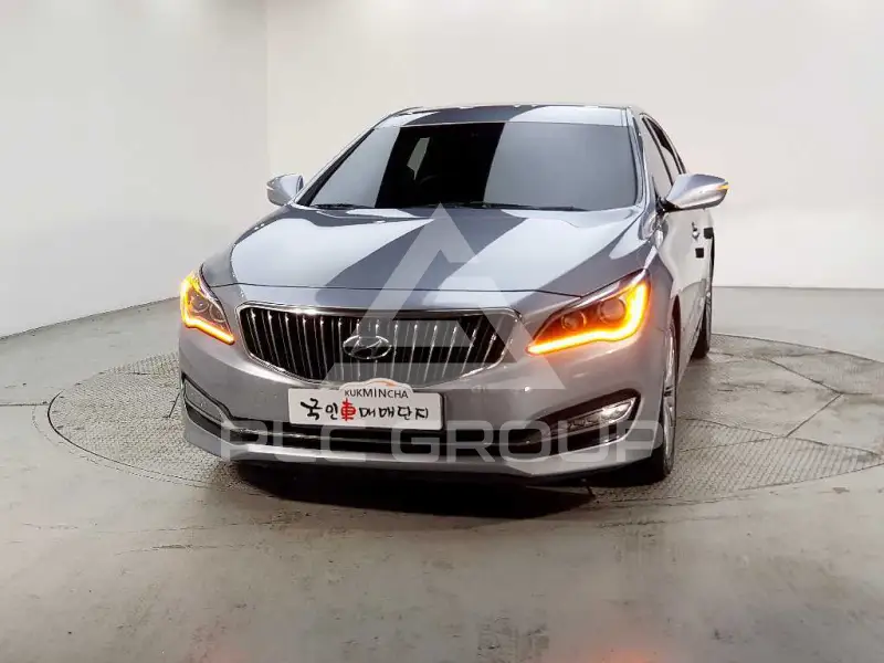 2015 Hyundai Aslan
