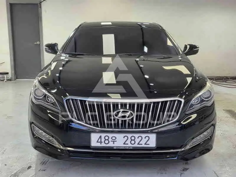 2015 Hyundai Aslan