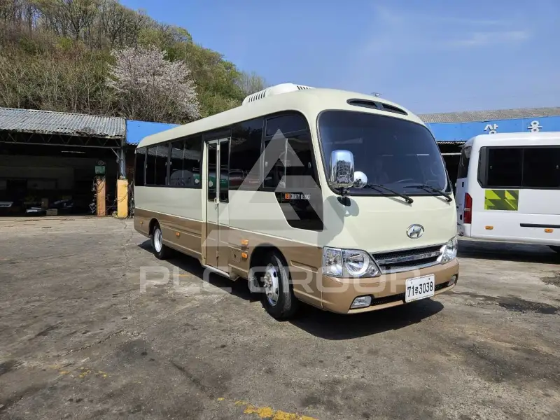 2015 Hyundai Country