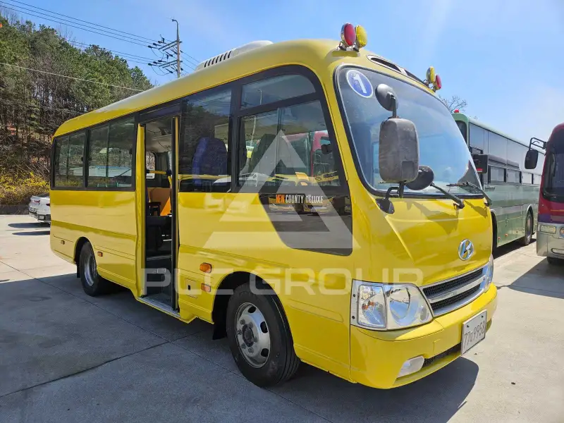 2015 Hyundai Country
