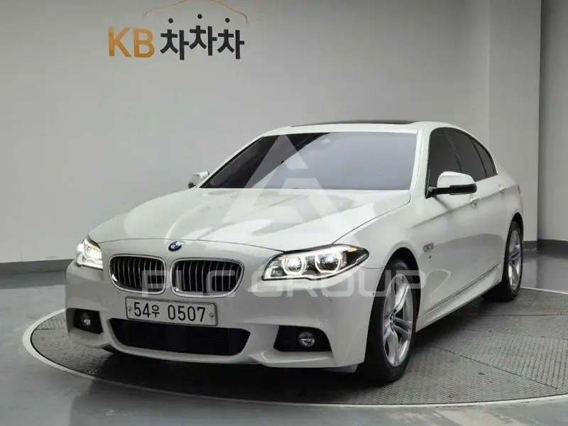 2016 BMW 520M