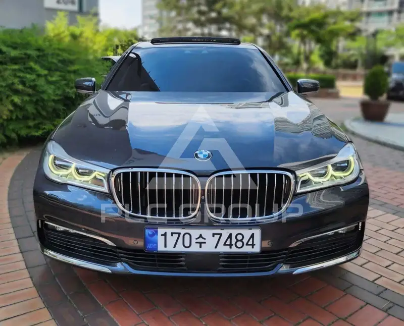 2016 BMW 730
