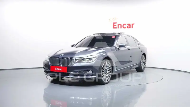 2016 BMW 750