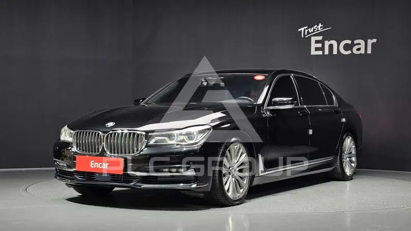2016 BMW 750