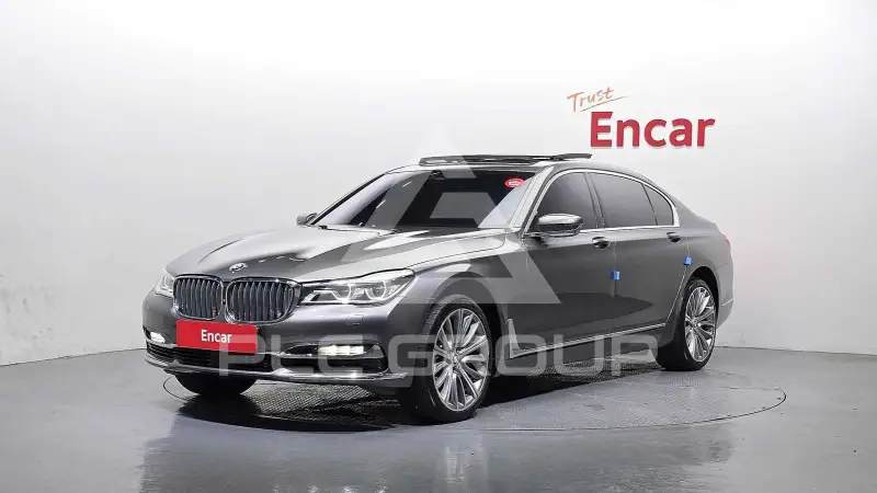 2016 BMW 750