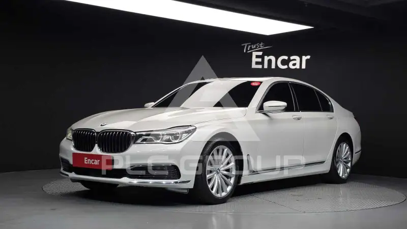 2016 BMW 730