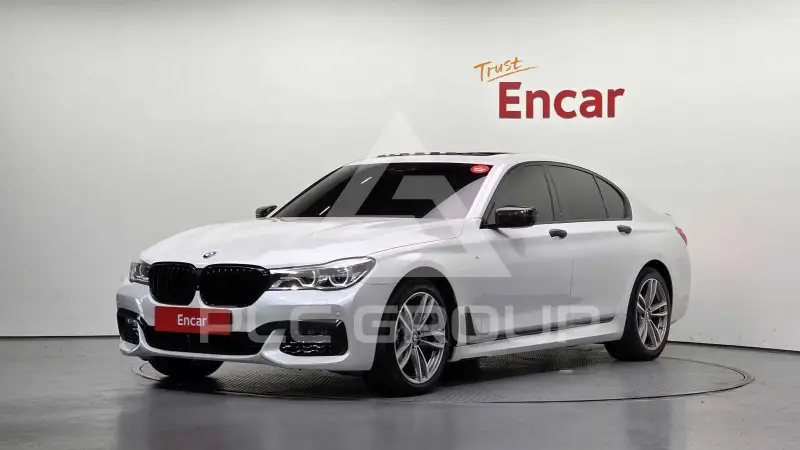 2016 BMW 740M