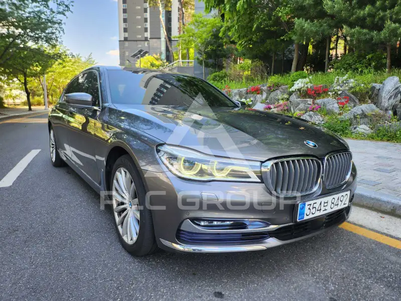 2016 BMW 740