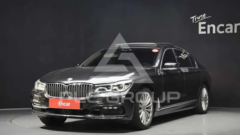 2016 BMW 740