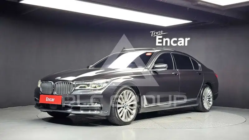 2016 BMW 750