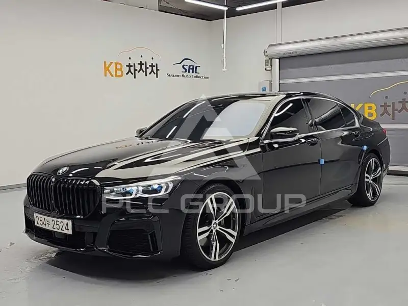 2016 BMW 750
