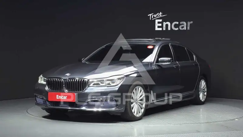 2016 BMW 730