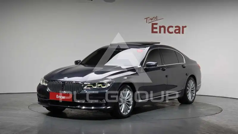 2016 BMW 740