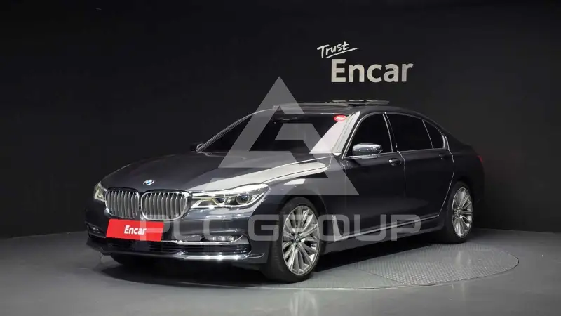 2016 BMW 750