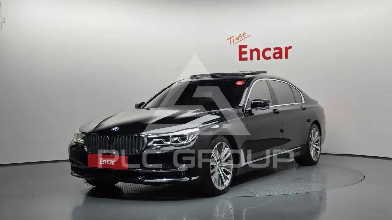 2016 BMW 750
