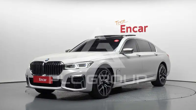 2016 BMW 750