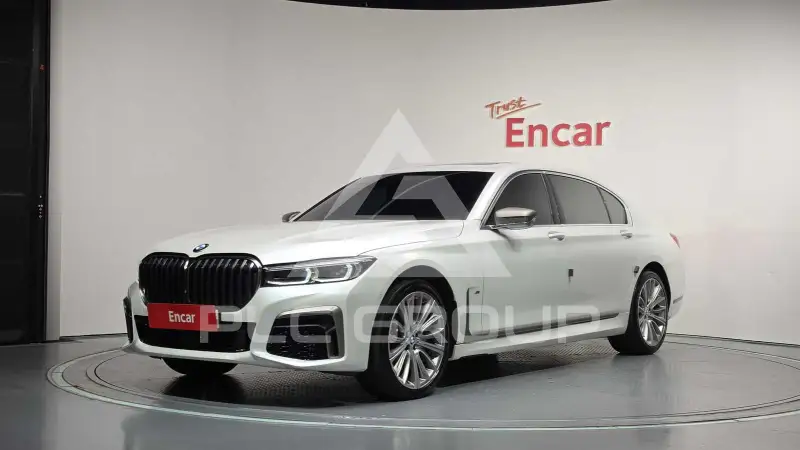 2016 BMW 750