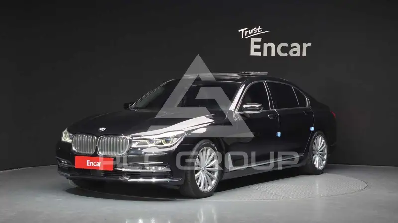 2016 BMW 740