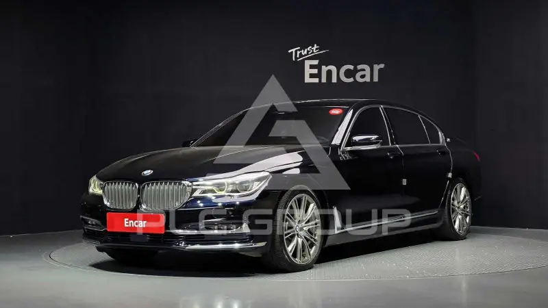 2016 BMW 750