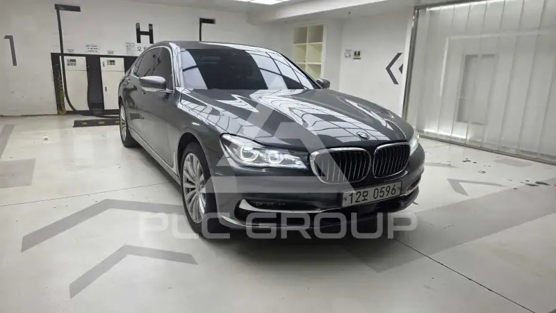 2016 BMW 730