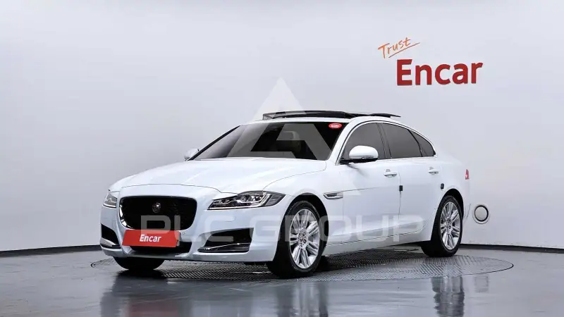 2016 Jaguar XF
