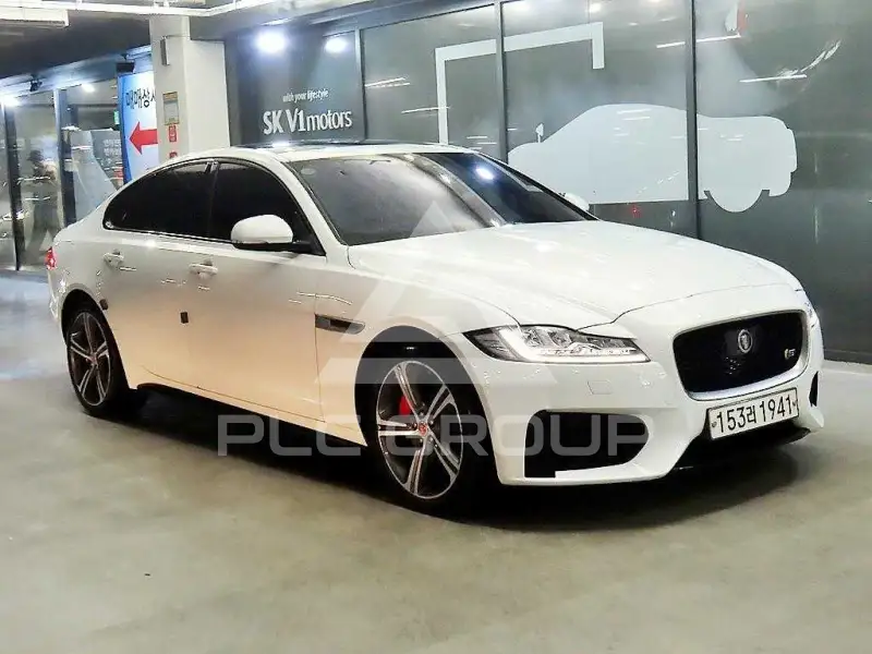 2016 Jaguar XF