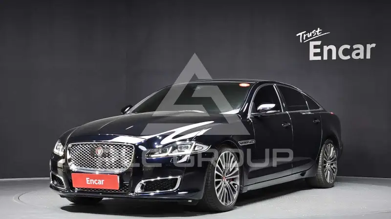 2016 Jaguar XJ