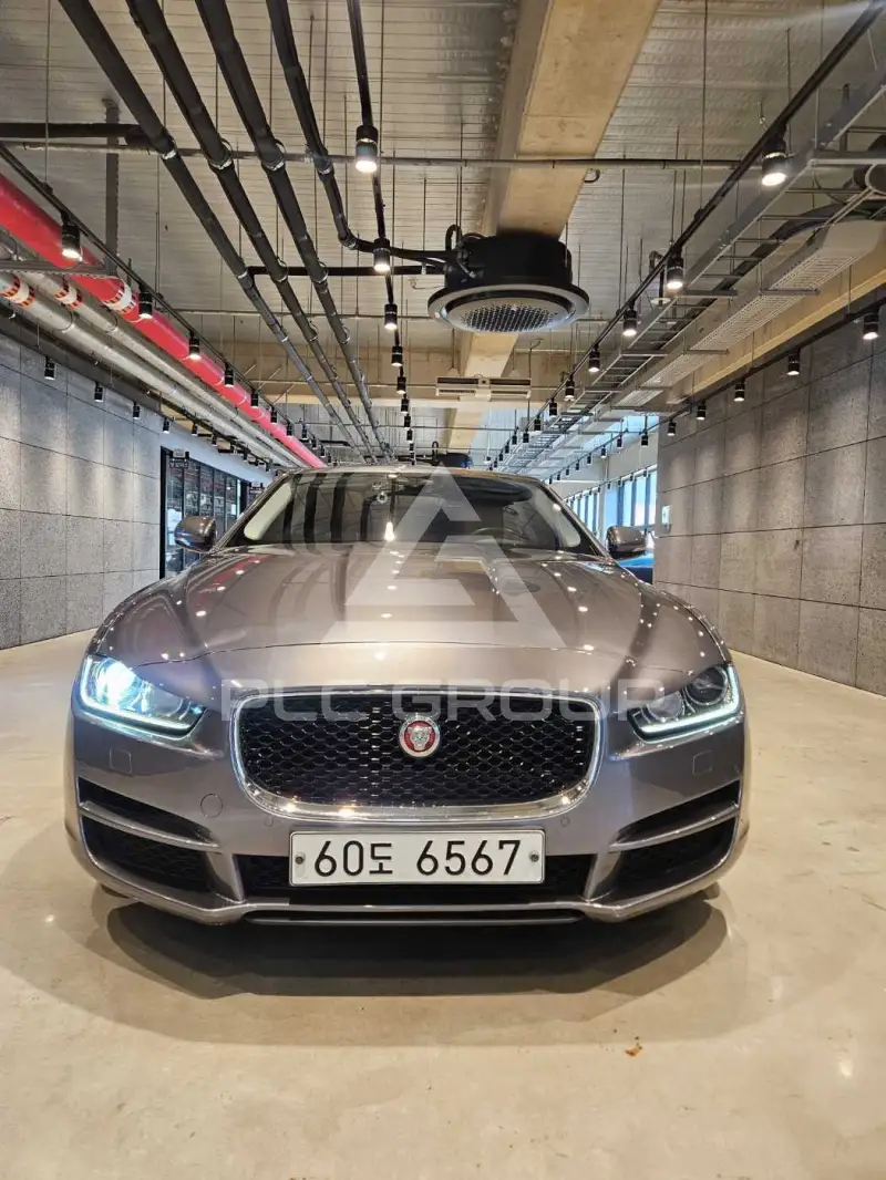 2016 Jaguar XE
